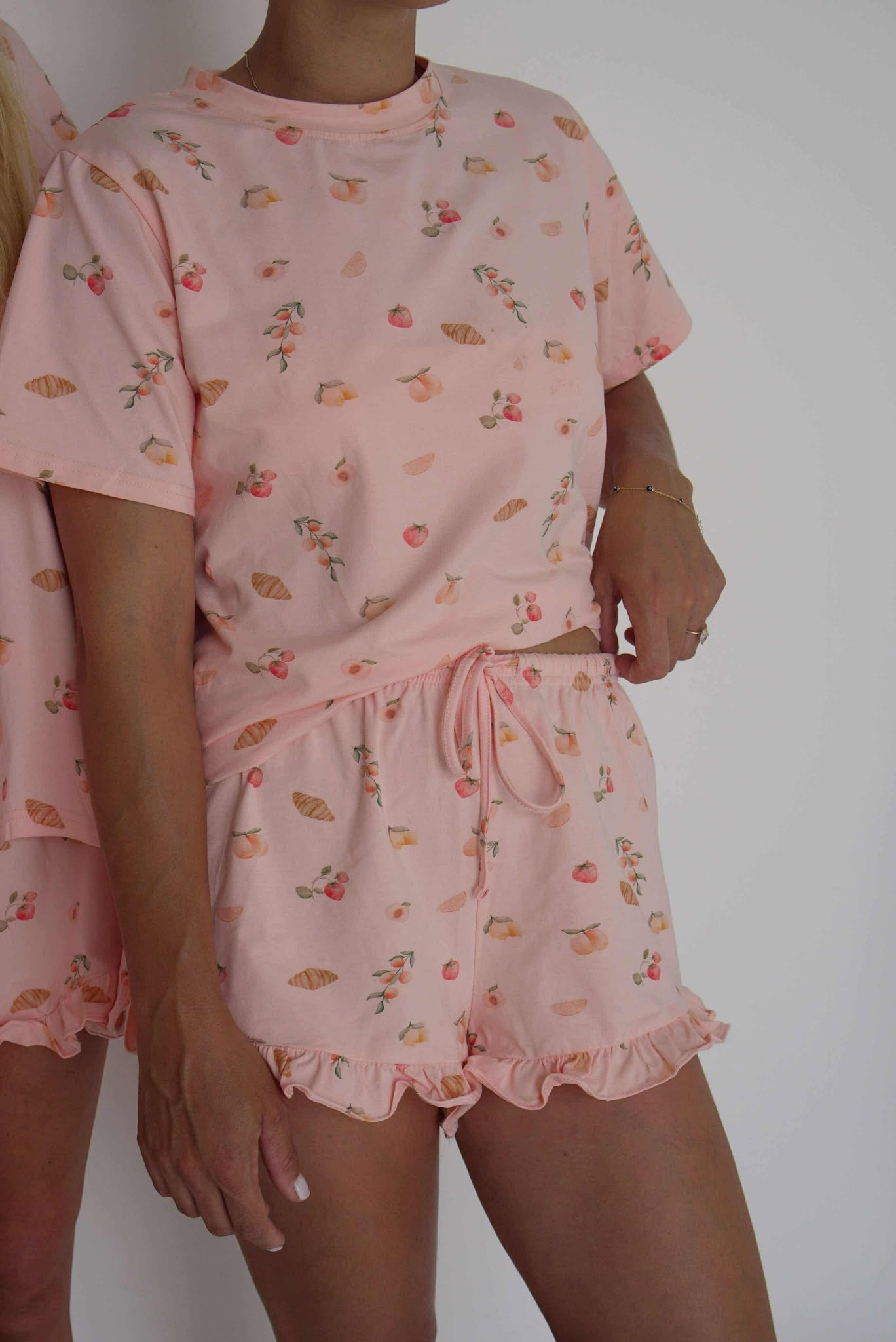 Women's Summer Pyjamas Set - Short Sleeve