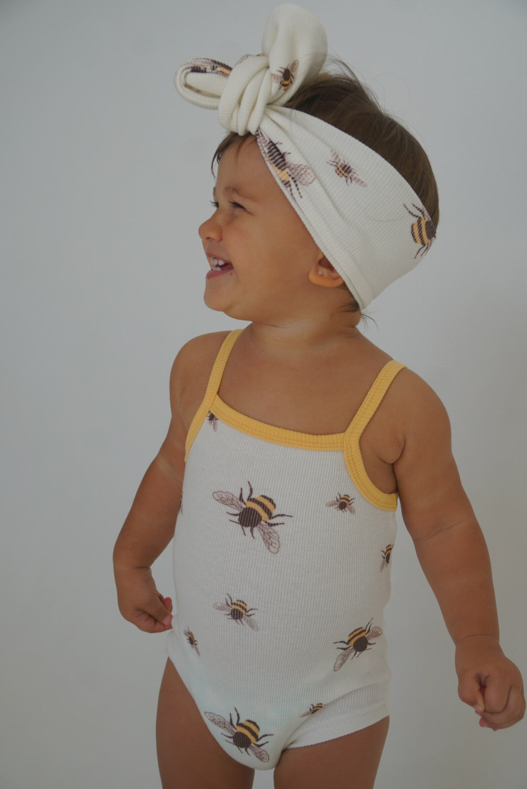 Bee oversized topknot (Pre Order)