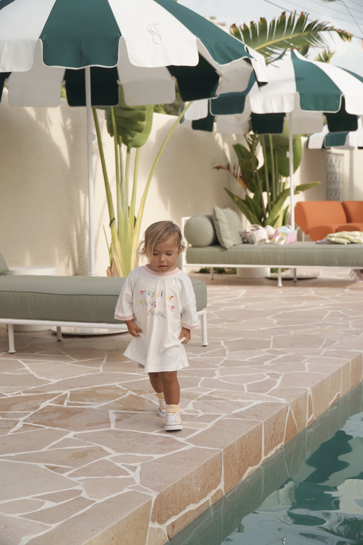 May all ur Delulus come trululu - Pink