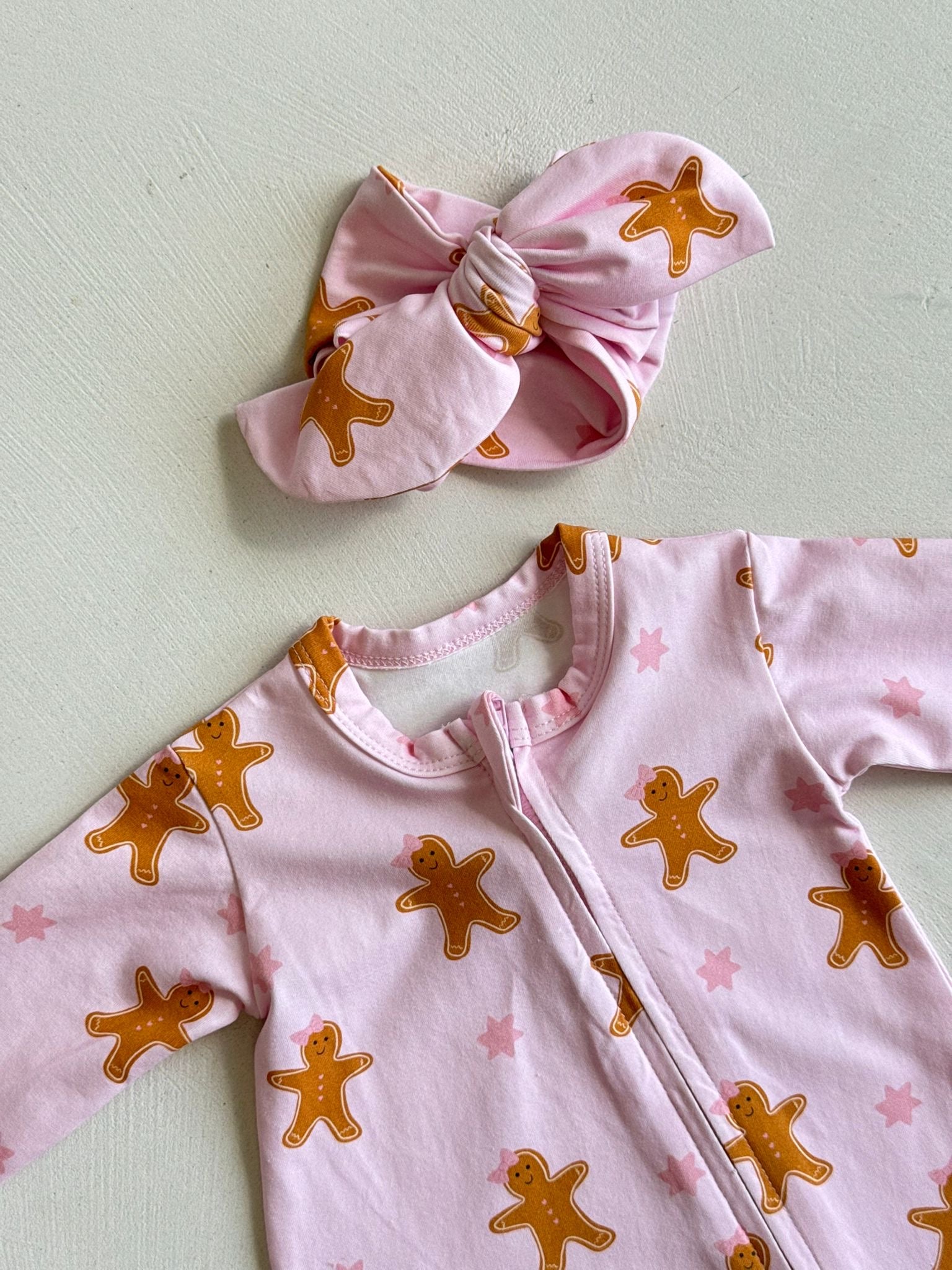 Gingerbread Top Knots I Pink/Blue – En. The Label