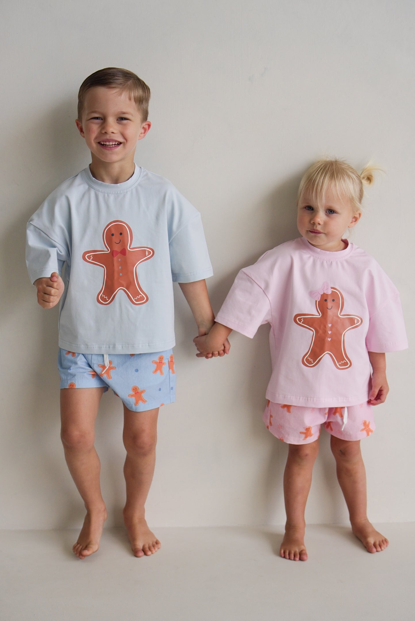 Gingerbread pink kids